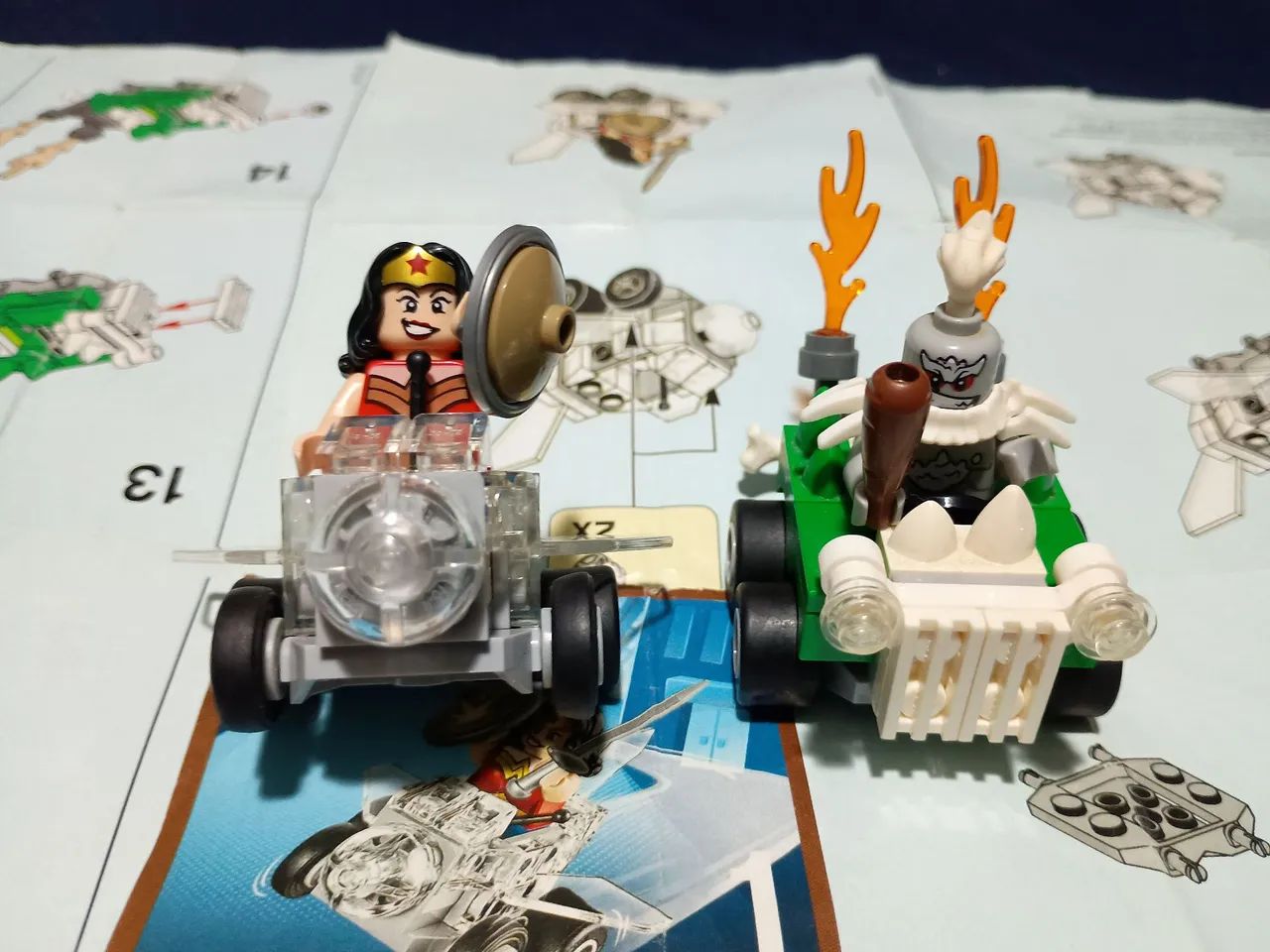 LEGO 76070 Mighty Micros Completo com Manual".