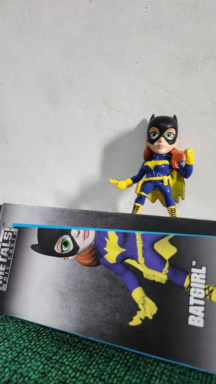 Boneco Batgirl DC Comics Die Cast - Foto 2