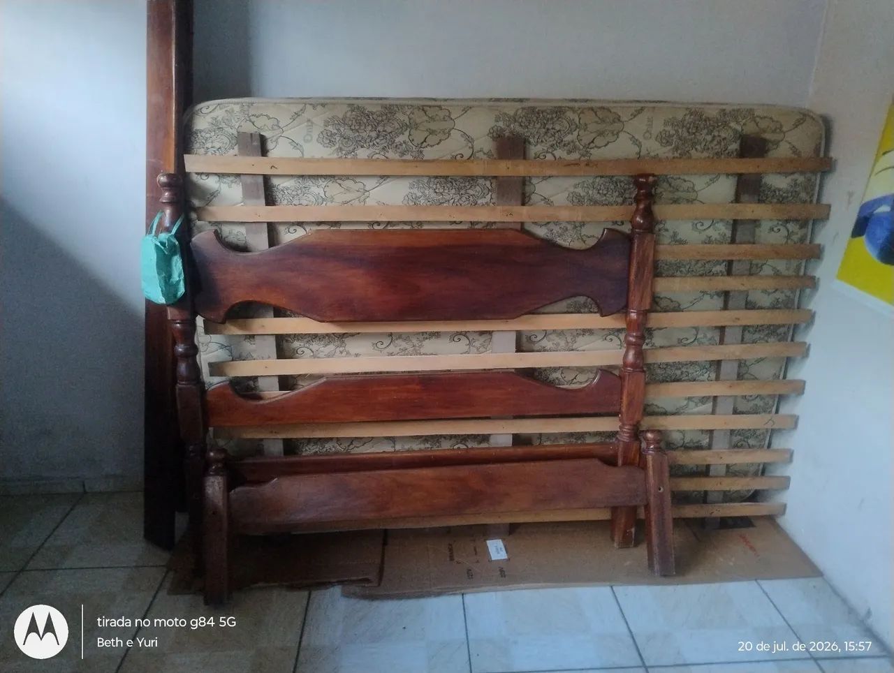 Cama c/ colchão 