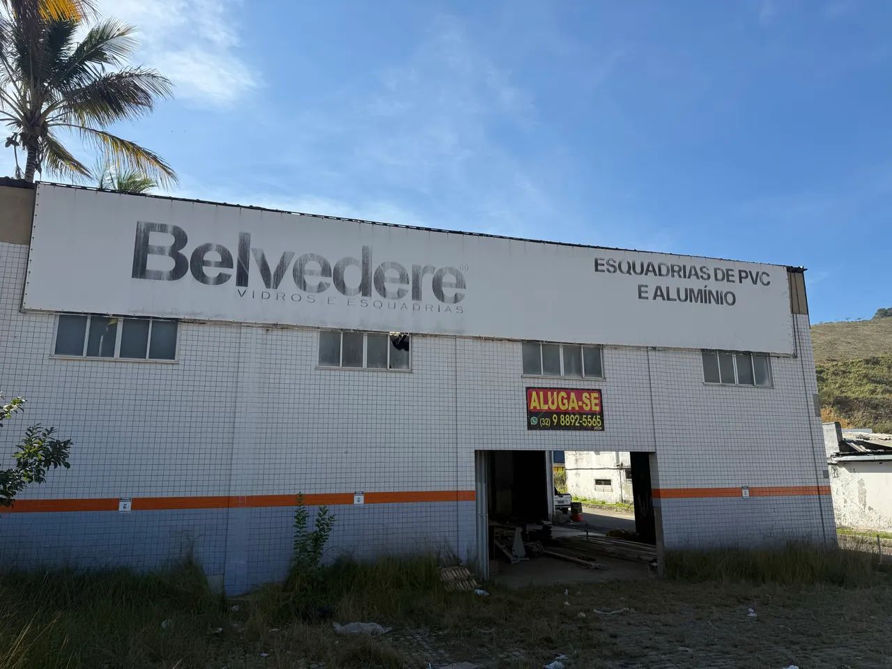 Galpão Excelente BR-O40 JF-500 m Salvaterra    (Proprietário)