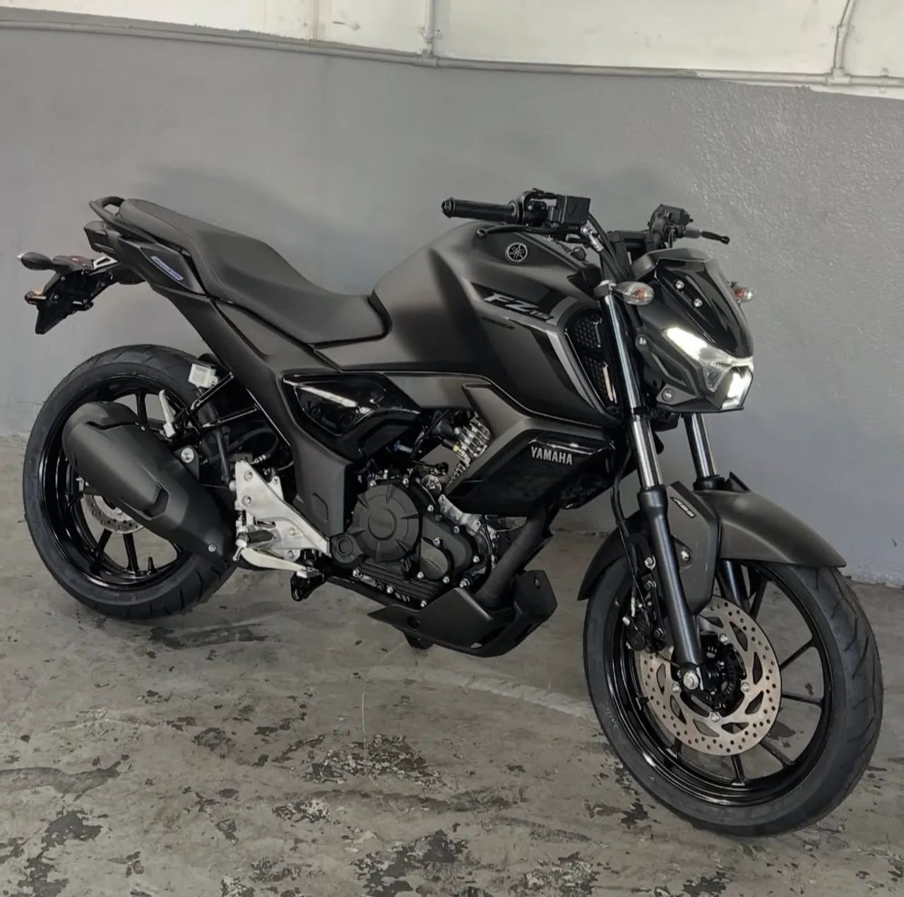 Moto zero  - Foto 2