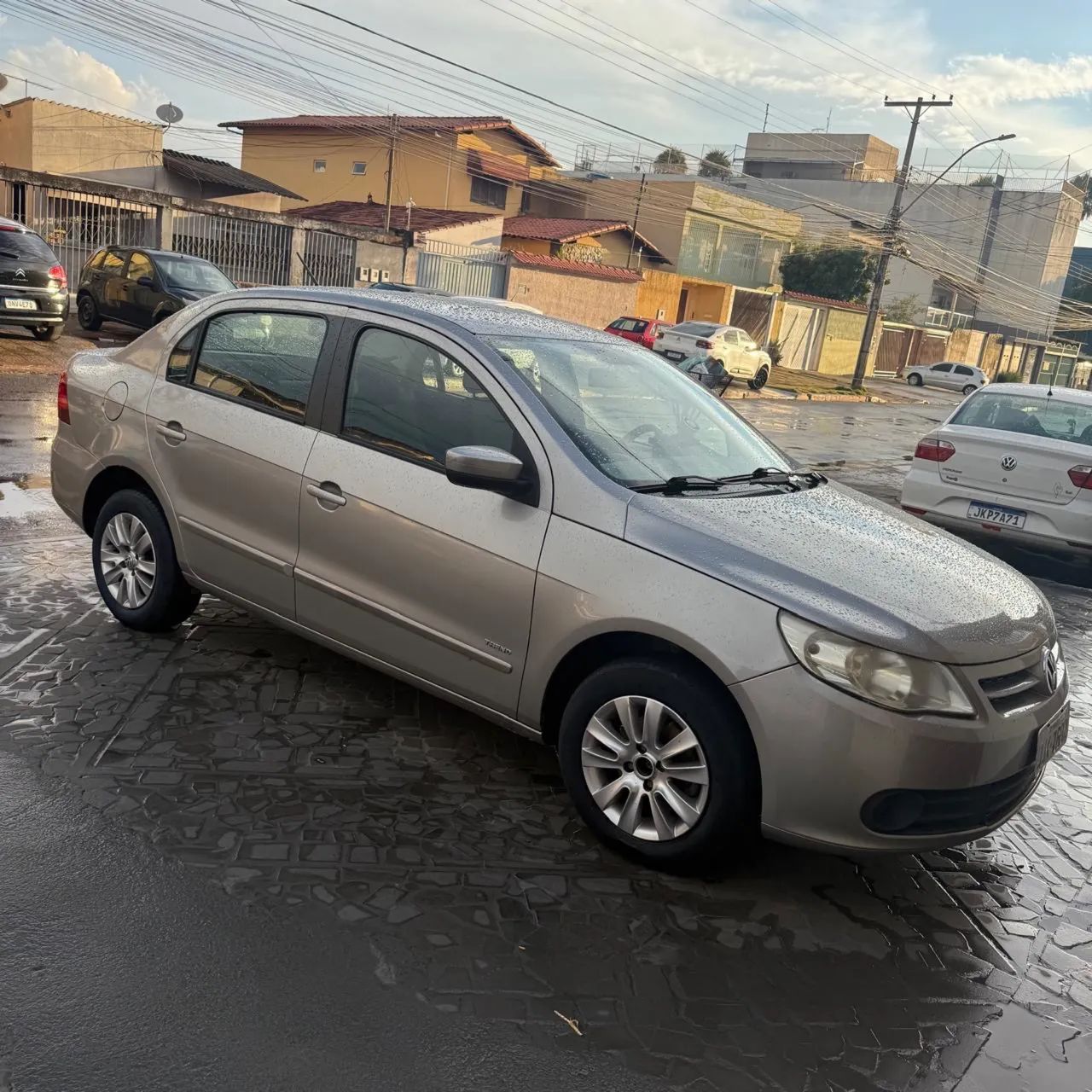 Volkswagen Voyage 1.0/1.0 CITY MI TOTAL FLEX 8V 4P 2012