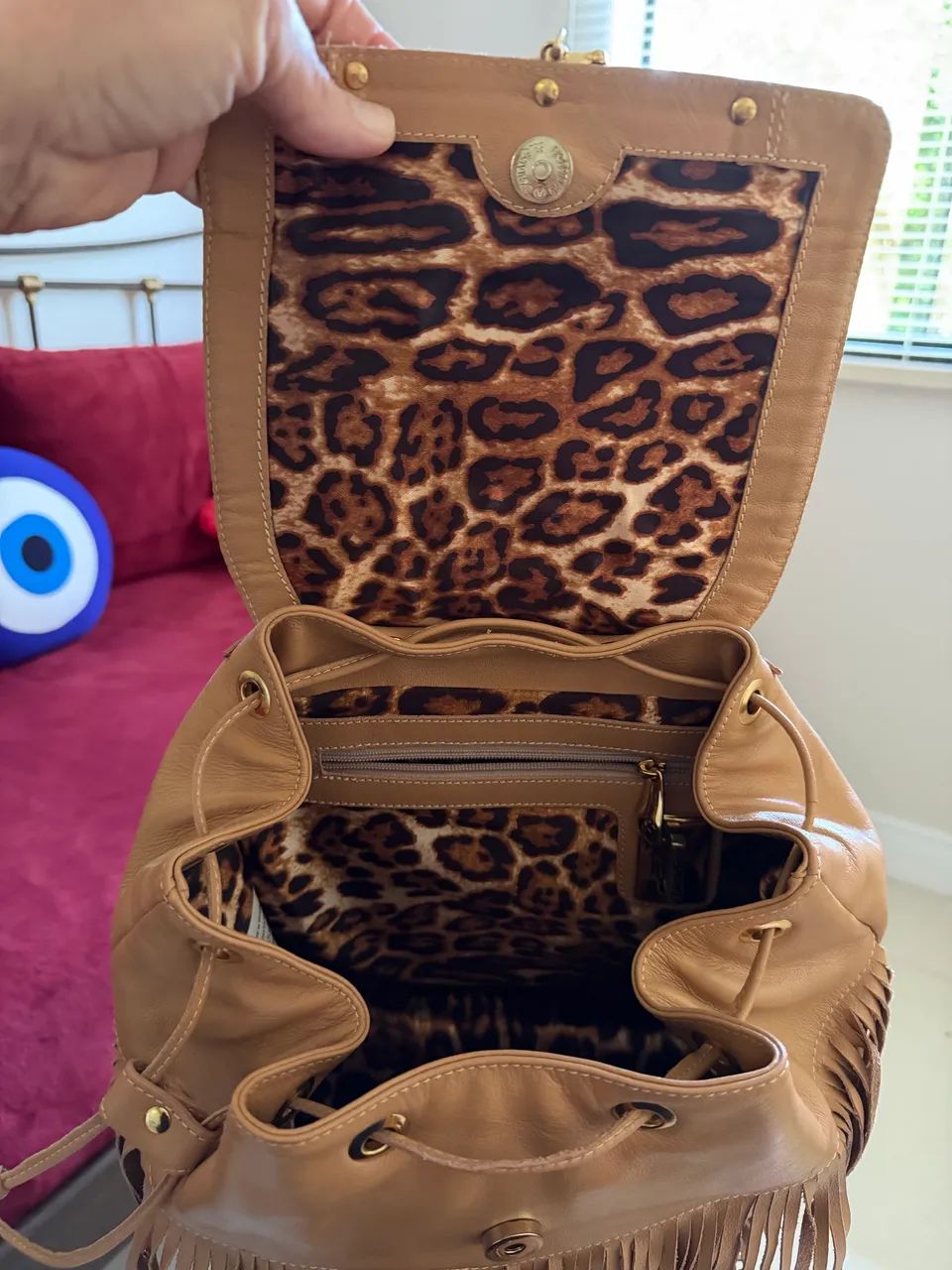 Mochila em couro Carmen Steffens nova