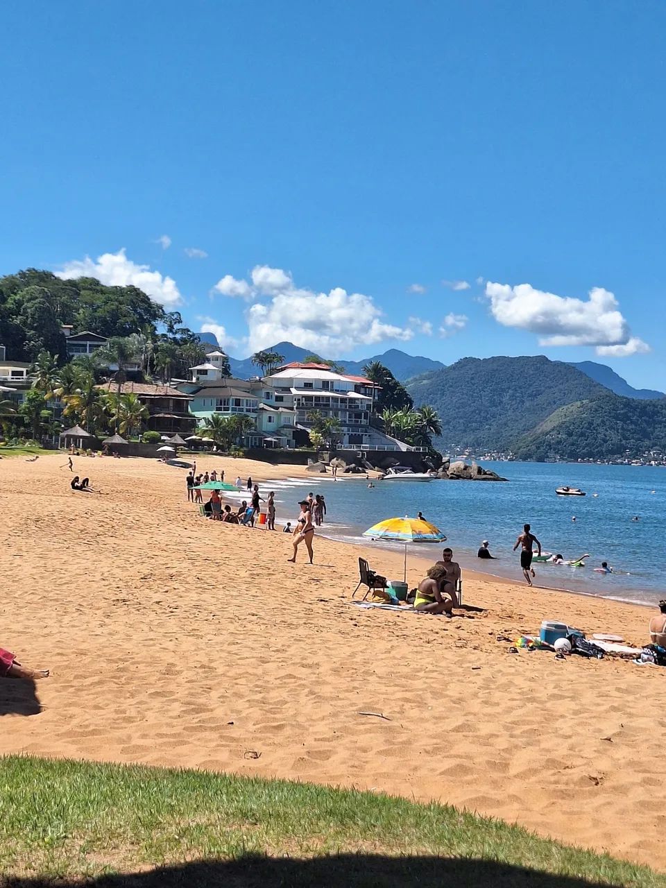 Condomínio Sítio Bom - Casa 3 quartos 