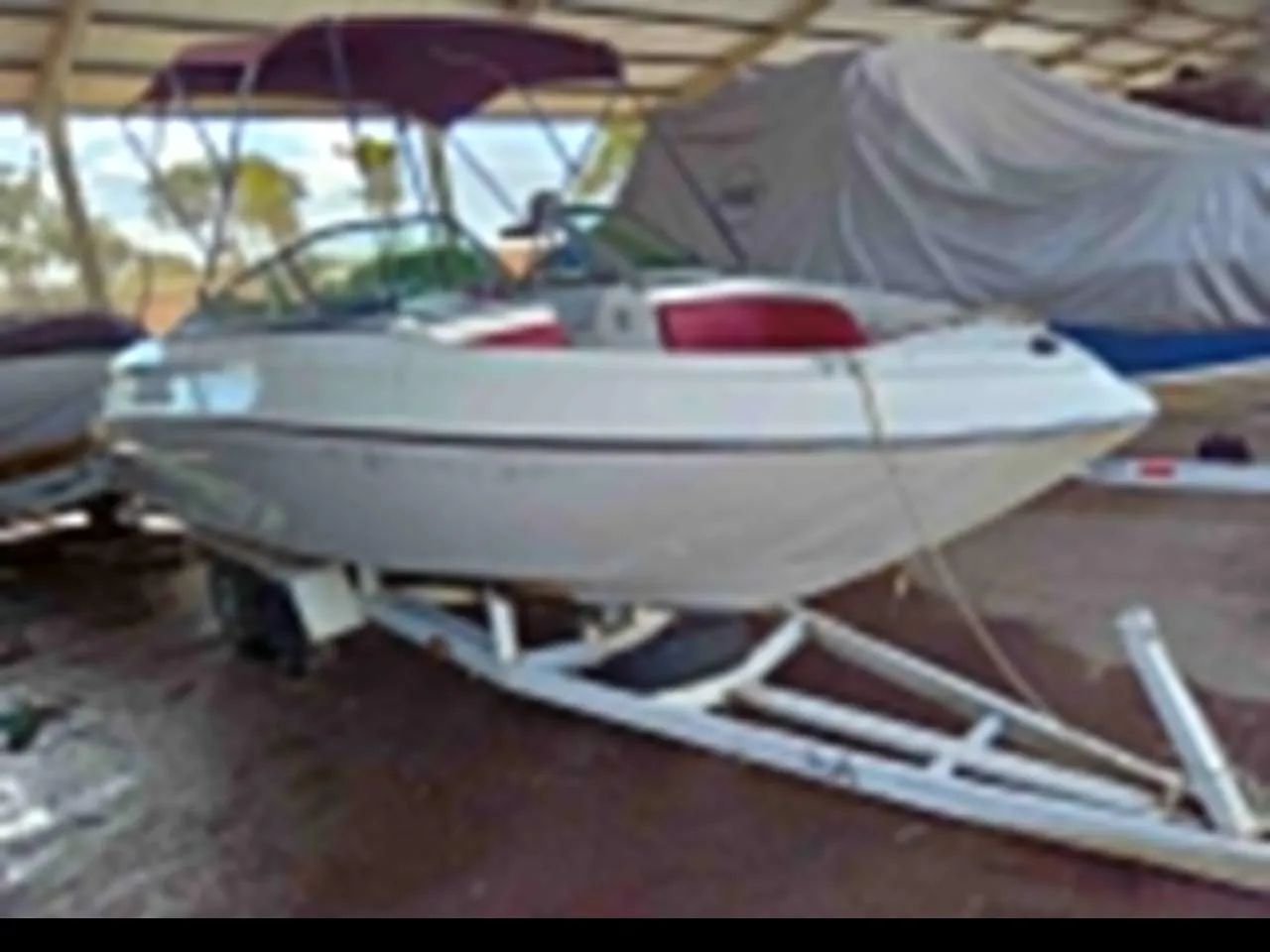 Lancha Ventura 19,5pes - motor 130hp - Foto 6