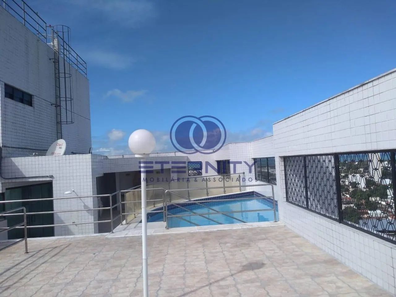 Apartamento em Campo Grande, Recife | 3 Quartos e Suíte
