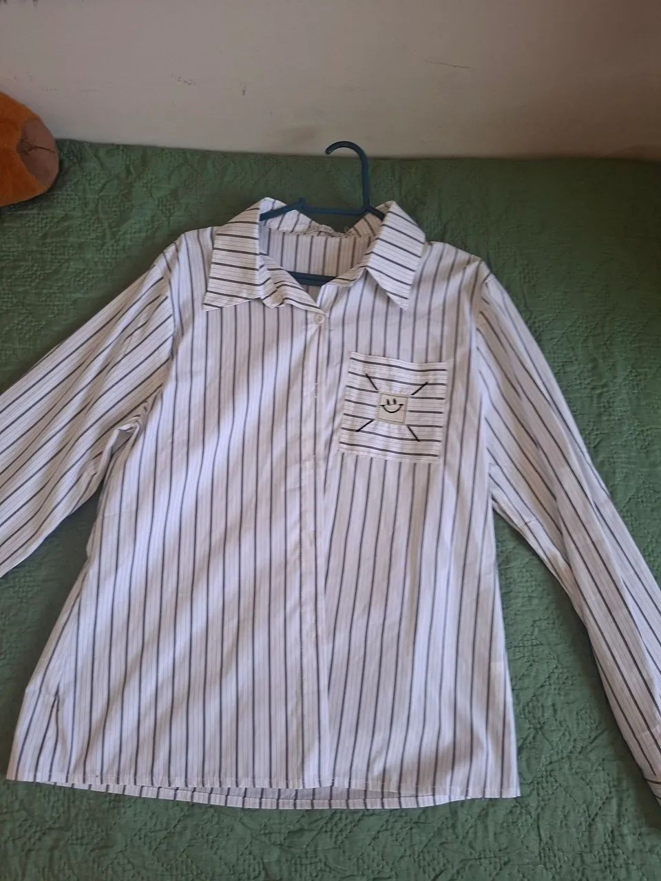 Blusa social listrada 