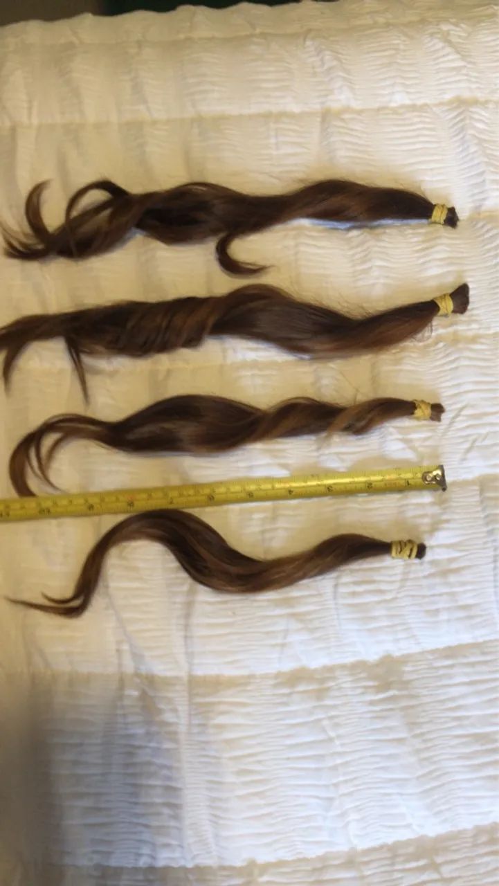 Vendo cabelo liso com leve ondulado. 30 cm - Foto 3
