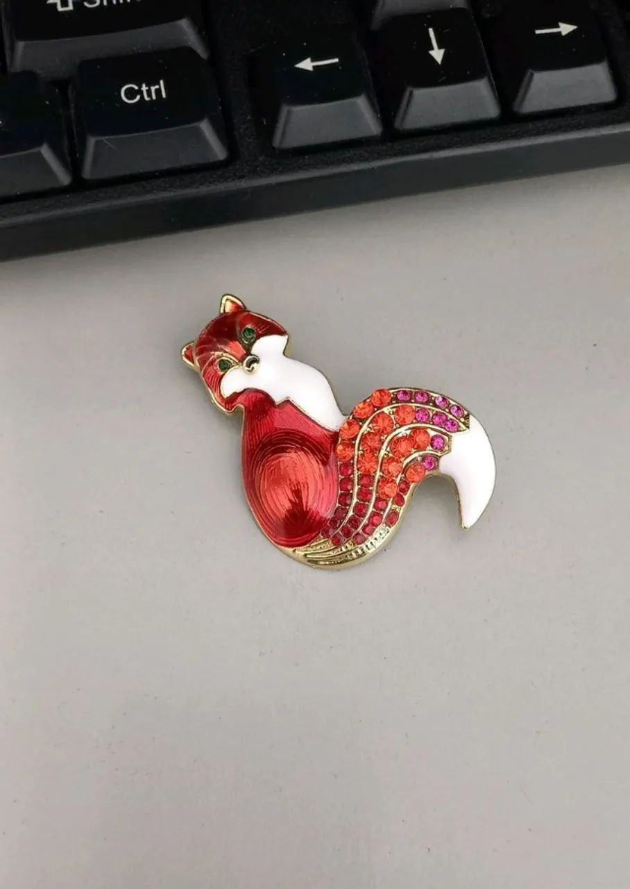 Broche Raposa Vermelha (novo) - Foto 4