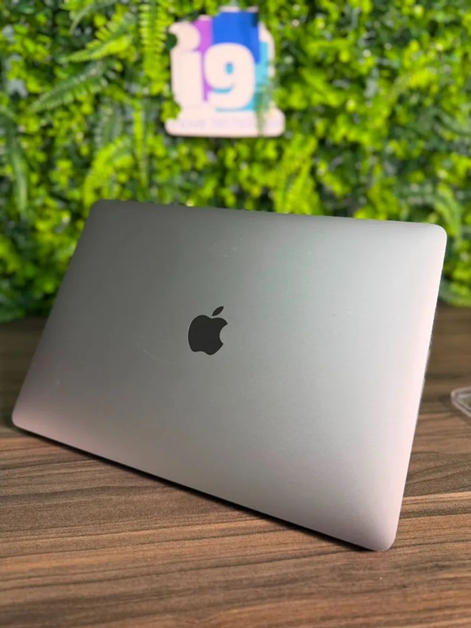MacBook Pro 2020 A2338 Chip Apple M1 16GB 512GB - Notebooks