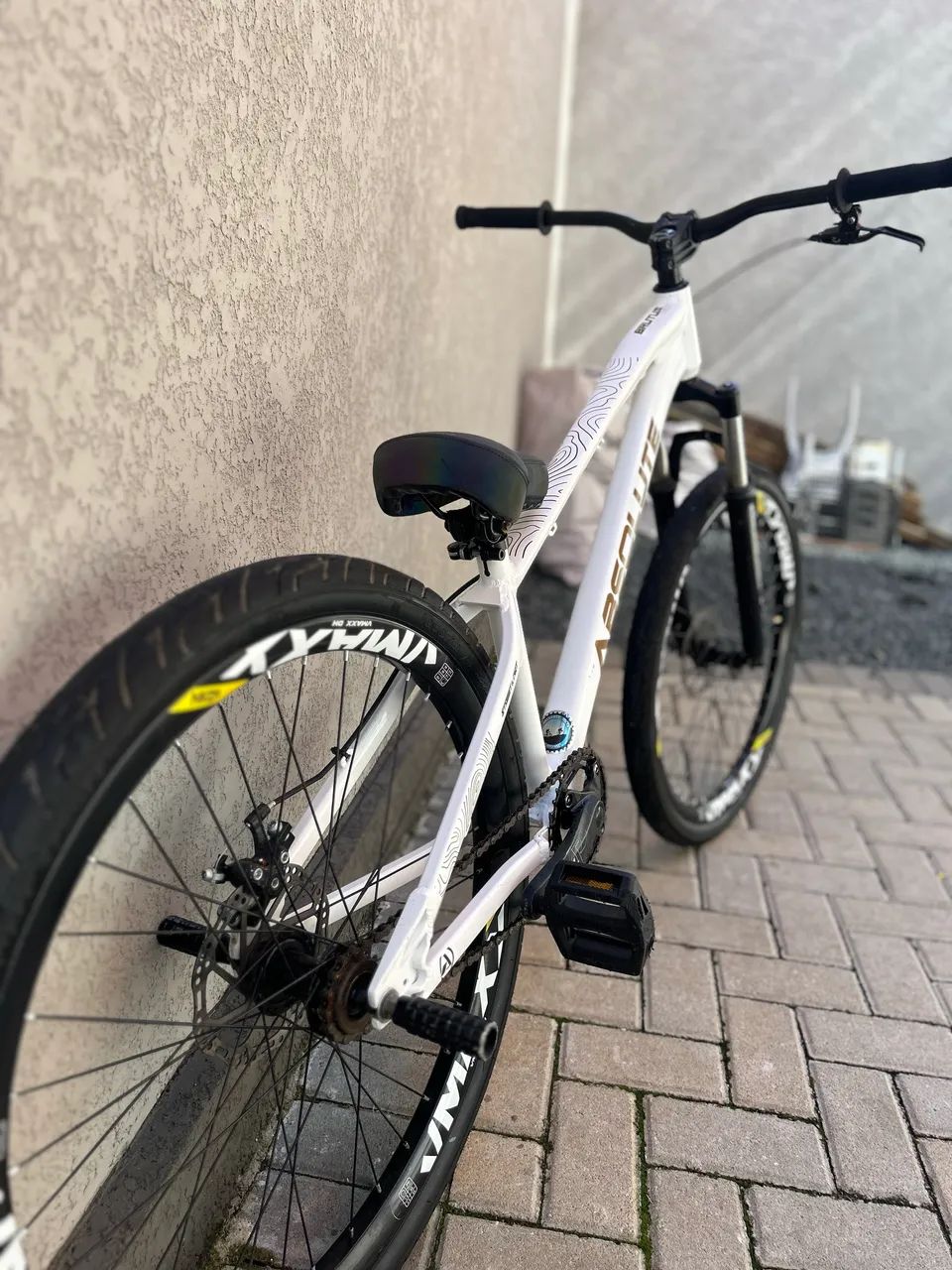 bicicleta Absolut Brutus  - Foto 4