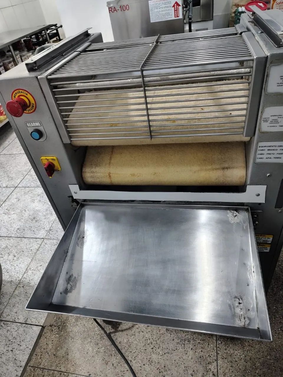 Modeladora de pães 