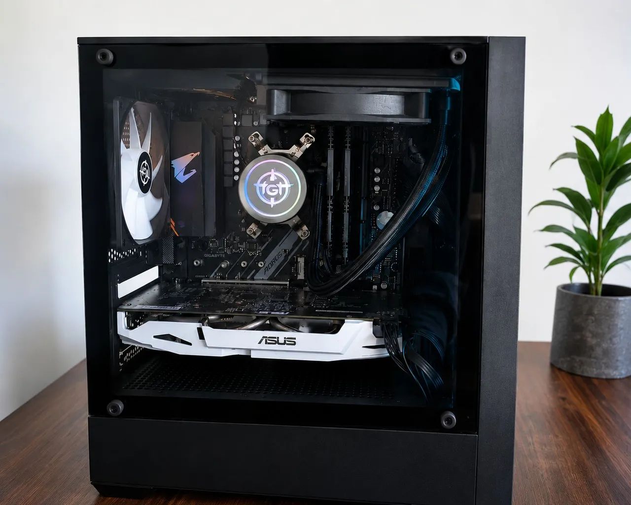 VENDO OU TROCO PC GAMER - Foto 2