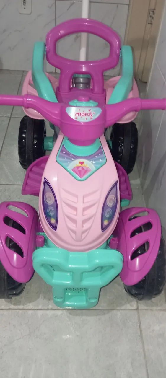 Quadriciclo infantil 