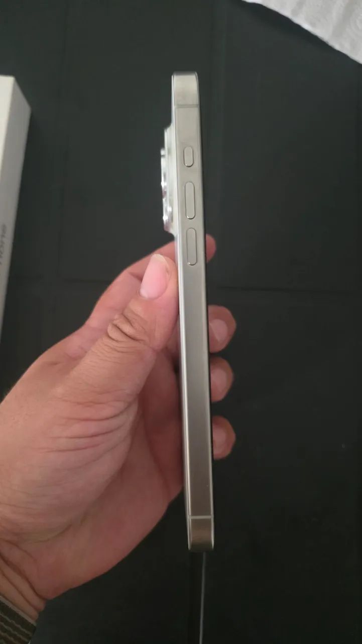 IPHONE 15 PRO MAX - EM PERFEITO ESTADO - Foto 4