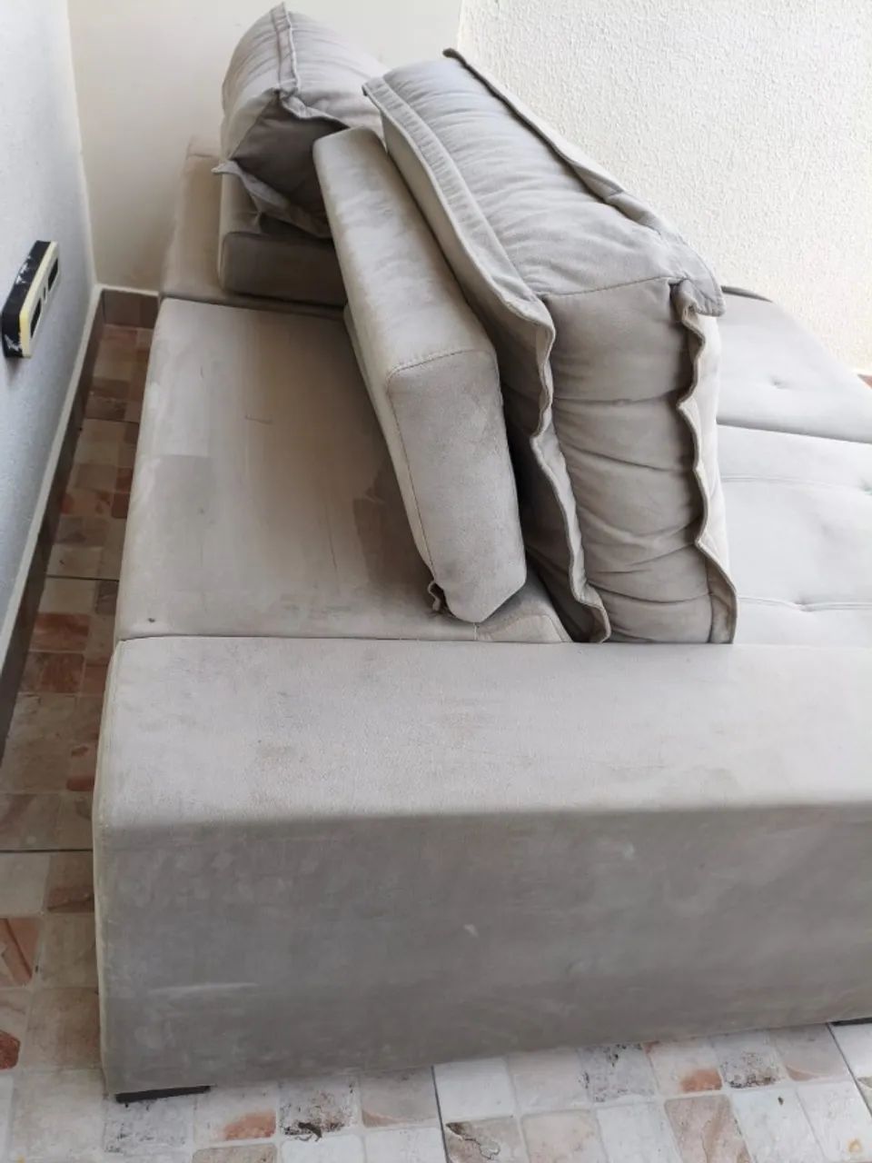 SOFÁ RETRATIL