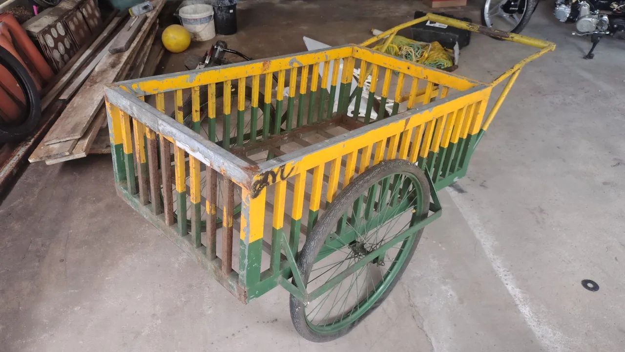 Vendo carretinha manual ou carrinho funcional ambulante 