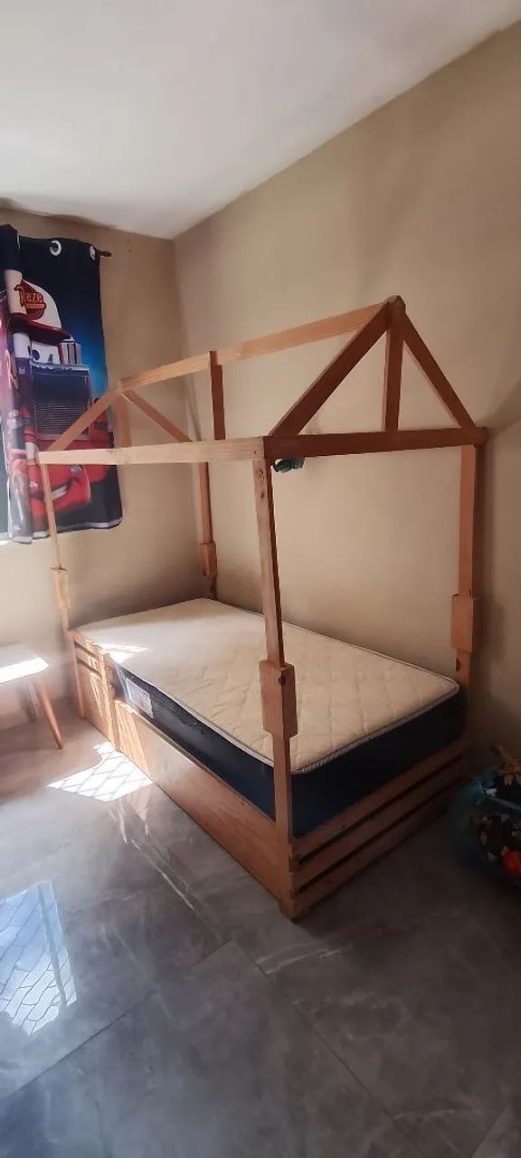 Cama de pinus infantil 