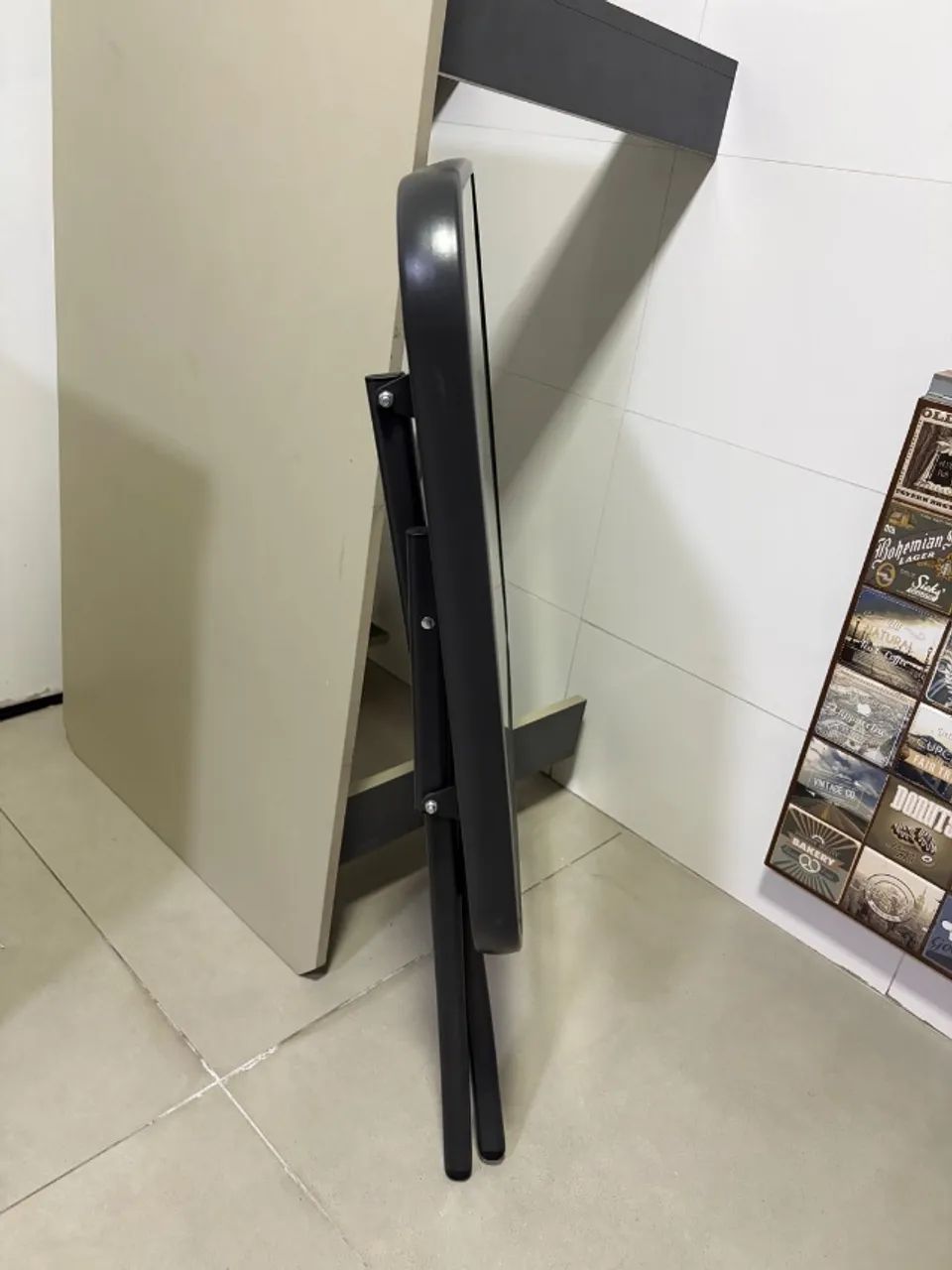 Mesa de jantar nova sem uso ferro e vidro - Foto 5