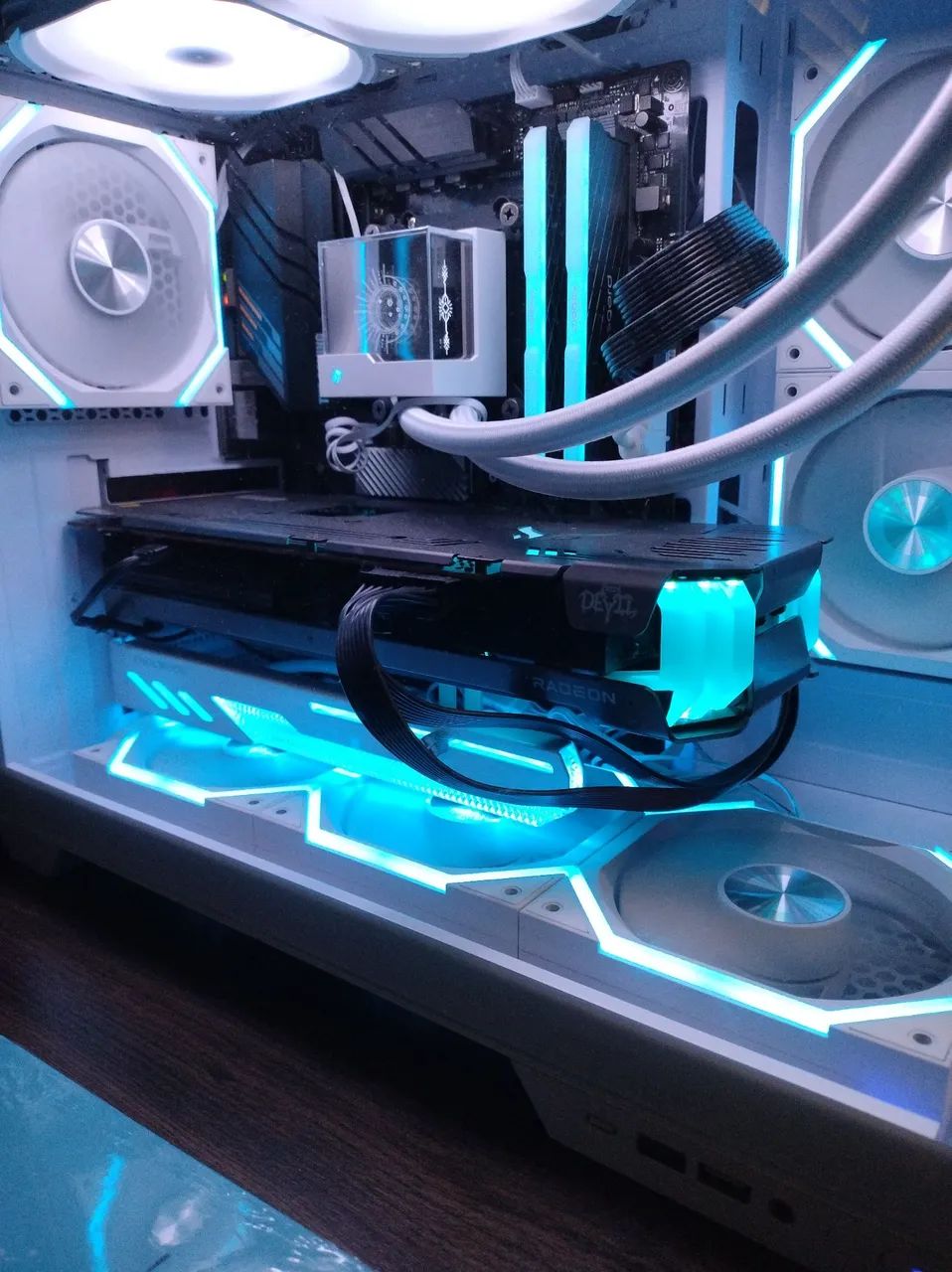 RX 6700XT 12GB RED DEVIL  - Foto 3