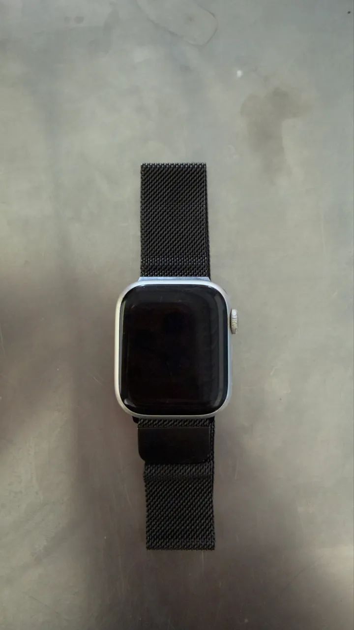 Apple Watch Series 8