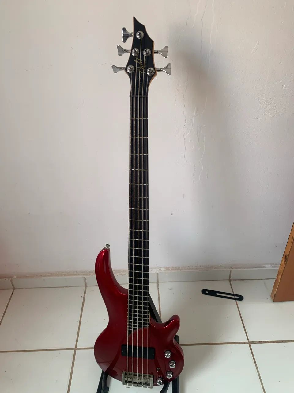 Cort Curbow 赤 五弦 ベース Cort Curbow 赤 五弦 Cort CURBOW BASS 5弦ベース ジャンク 送料込み