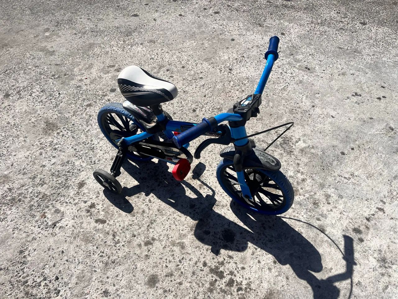 Bicicleta aro 12 infantil com rodinha  - Foto 3