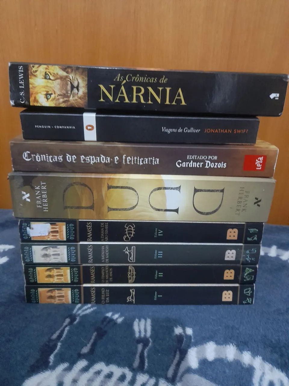 Vendo ou Troco Livros