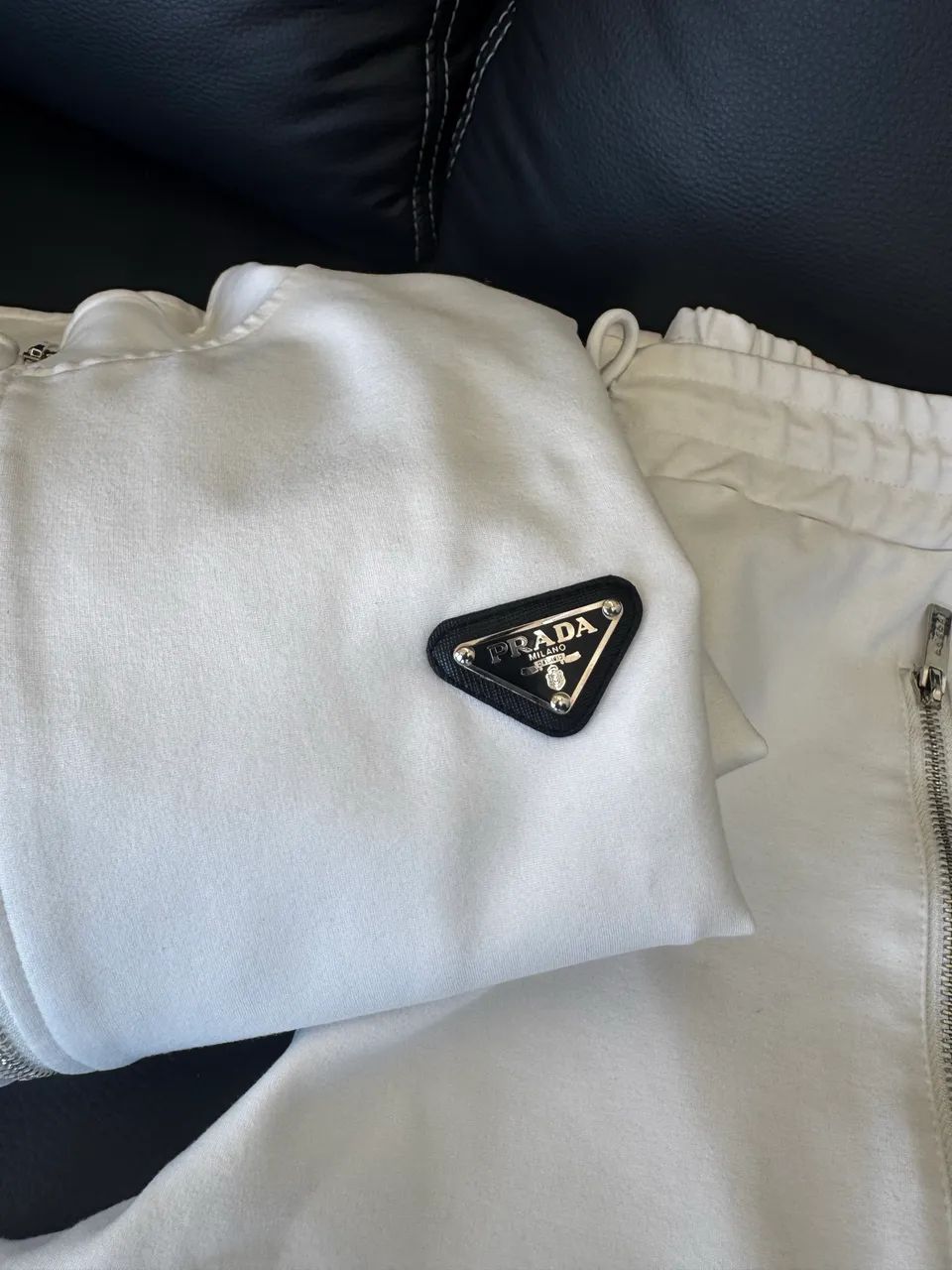 Conjunto Prada Original Branco - Jaqueta + Calça - Impecável - Foto 2