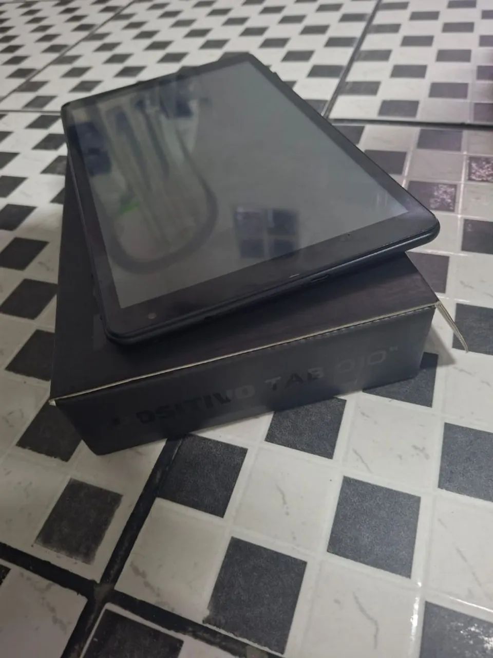 Tablet na caixa