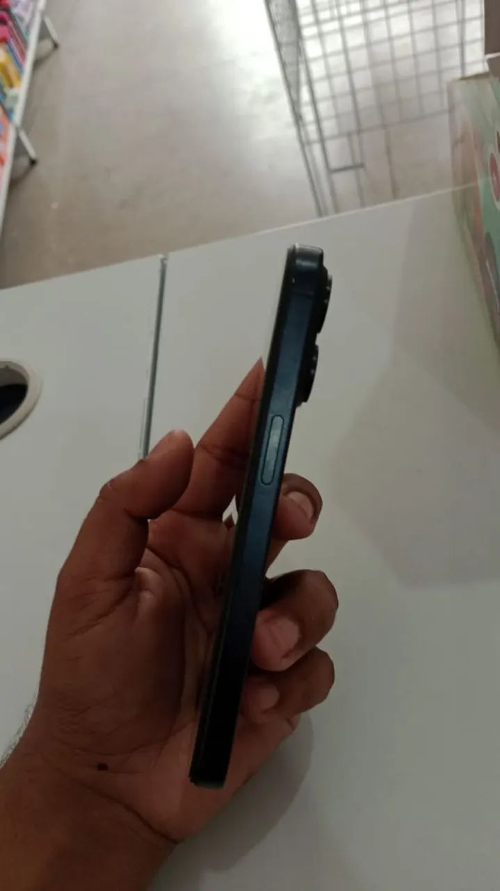 Iphone 15 pro 256gb - Foto 3
