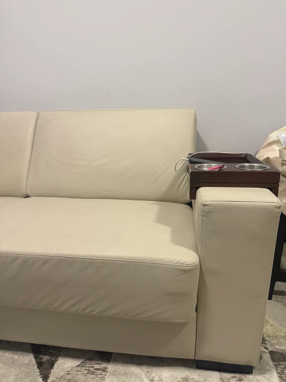 Vendo sofá usado 2 lugares em perfeito estado 