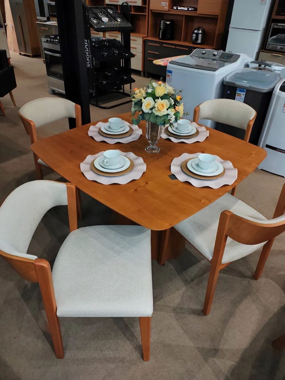 ? _*CONJUNTO DE MESA DUBAI 4 LUGARES*_  - Foto 2