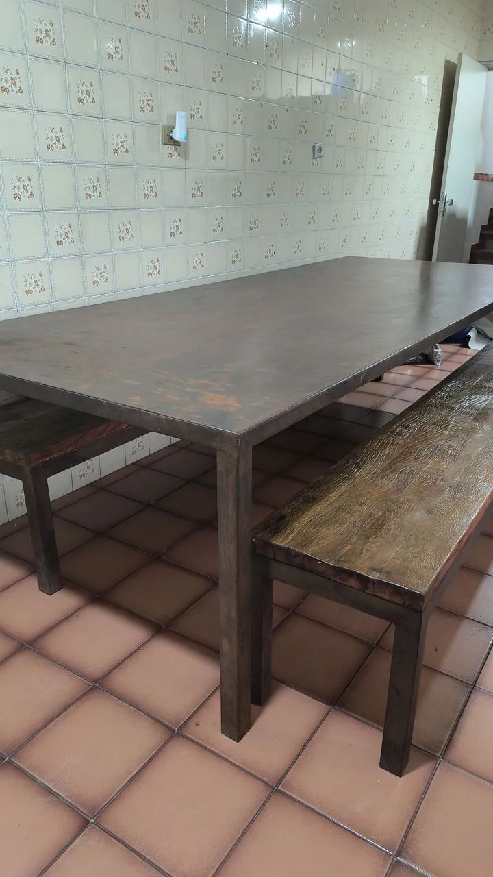 Mesa Ferro e Madeira Com 2 Bancos  - Foto 2