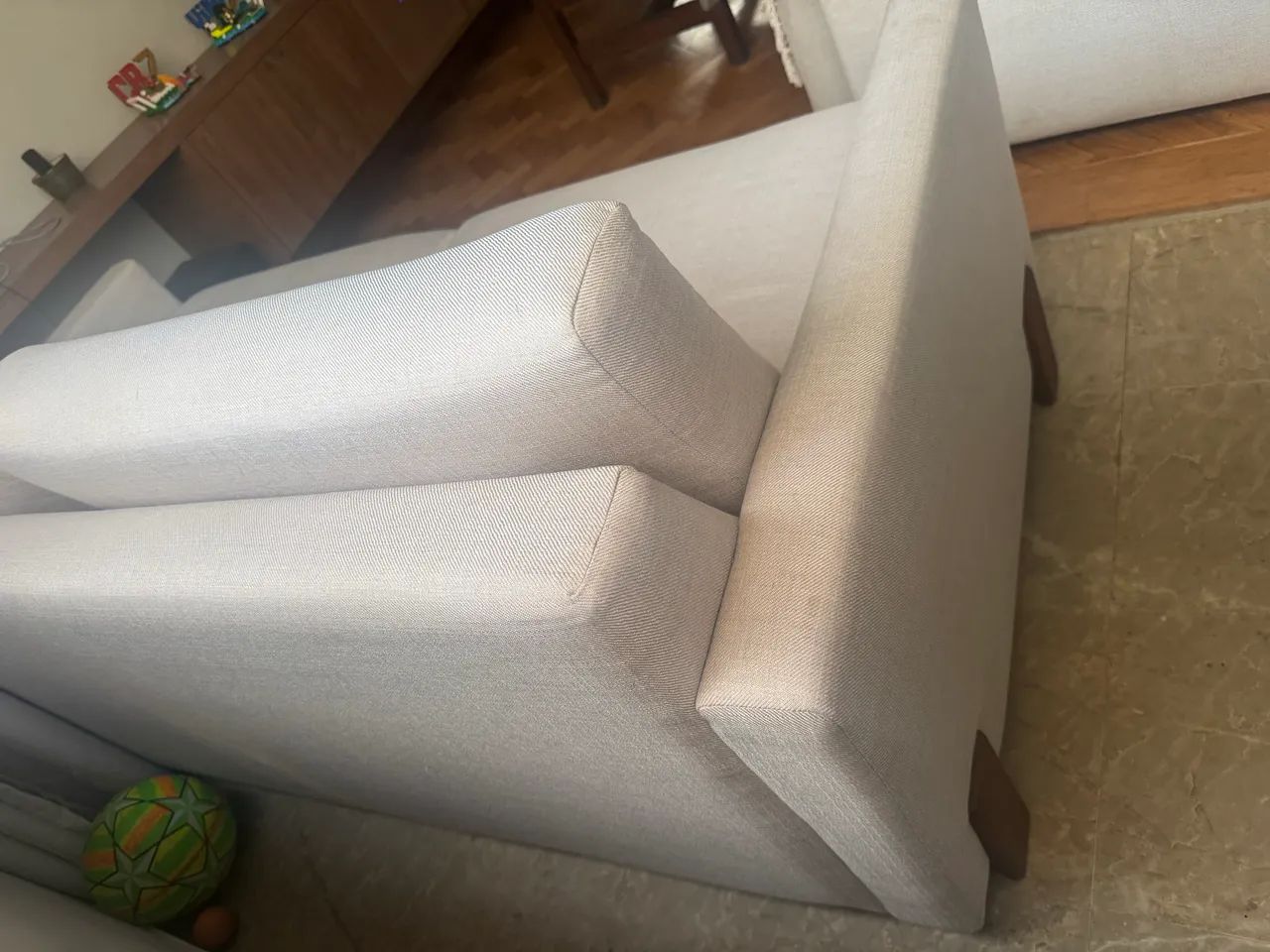 Sofa wood estofado linho bege  - Foto 4