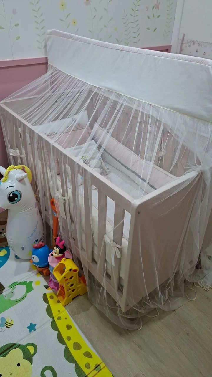 Vendo lindo berço com cômoda design moderno e prático. Ideal para o quarto seu filho(a) - Foto 3