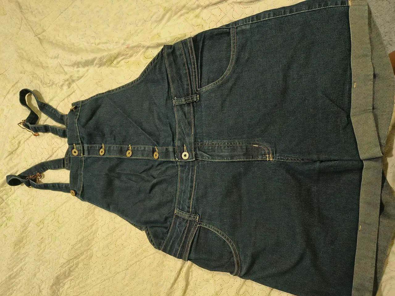 Lote de roupas jeans