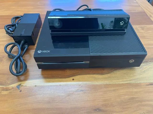 VIDEO GAME CONSOLE X-BOX ONE COM KINECT 