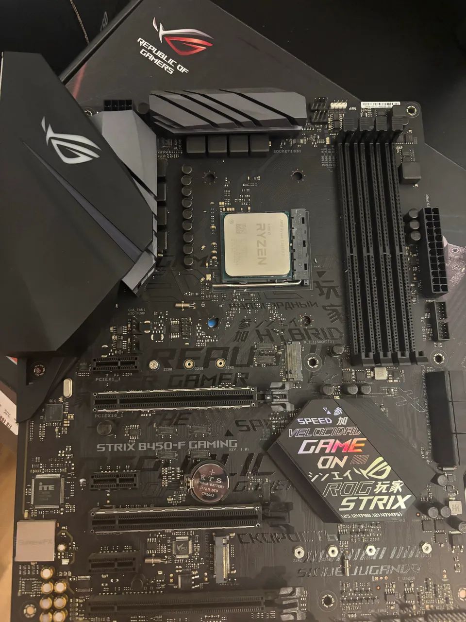 Vendo Ryzen 5 3600XT + B450 ROG Strix ATX - Foto 4