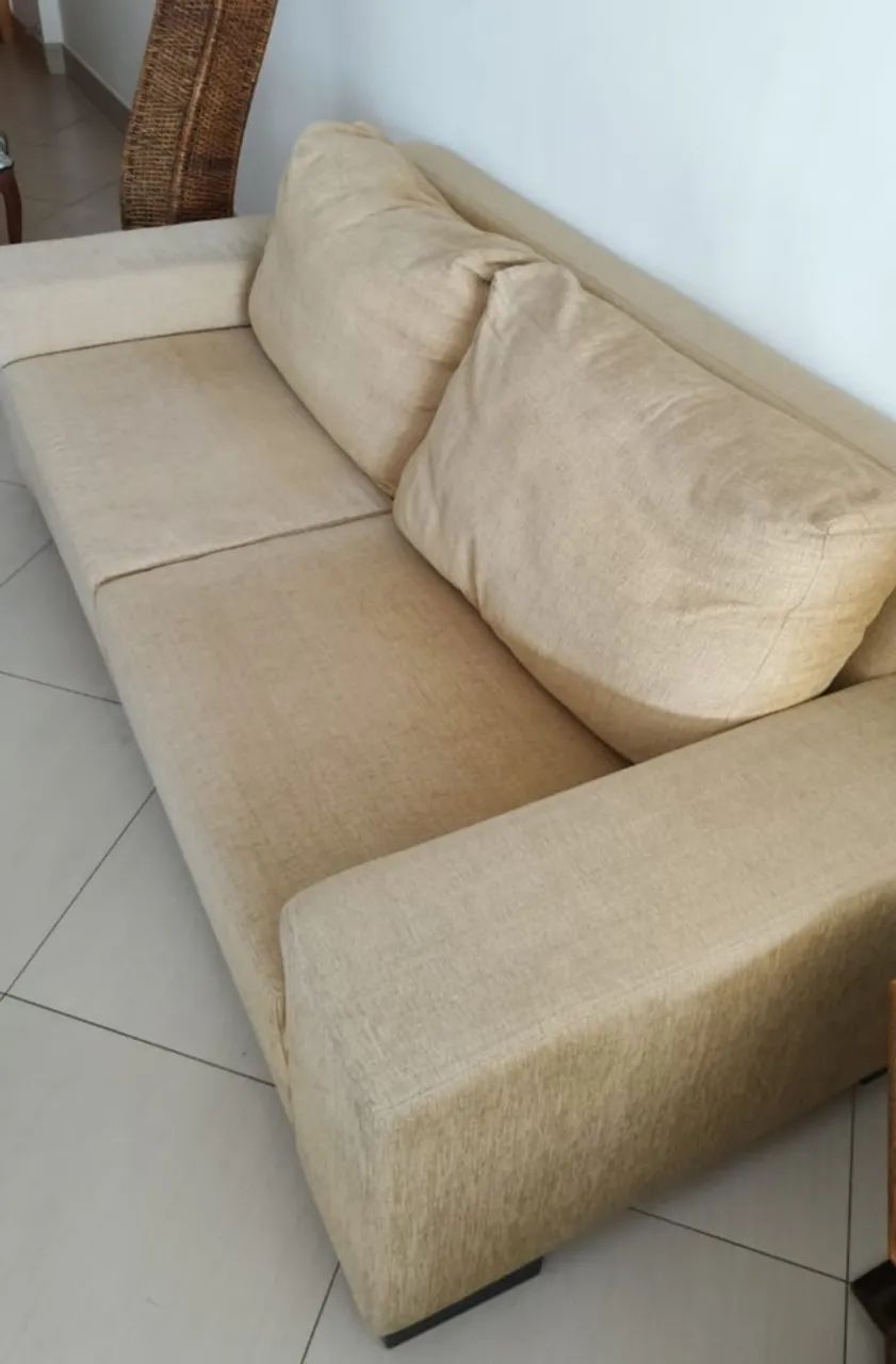 Sofá 2 lugares 