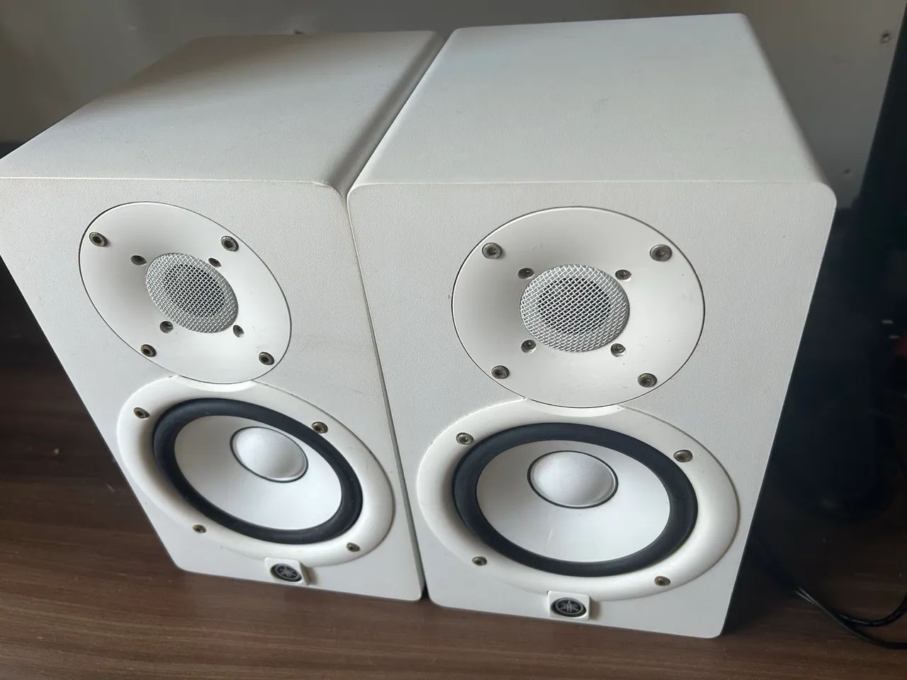 Par Yamaha HS5 - Branco 110v