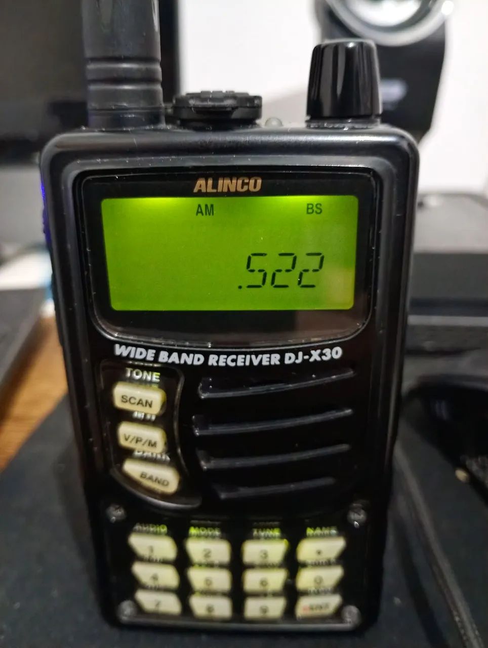 Alinco DJ-X 30 Receptor 0,100 a 1299,995