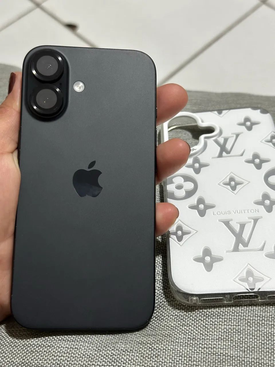 Vendo iPhone 16  - Foto 2
