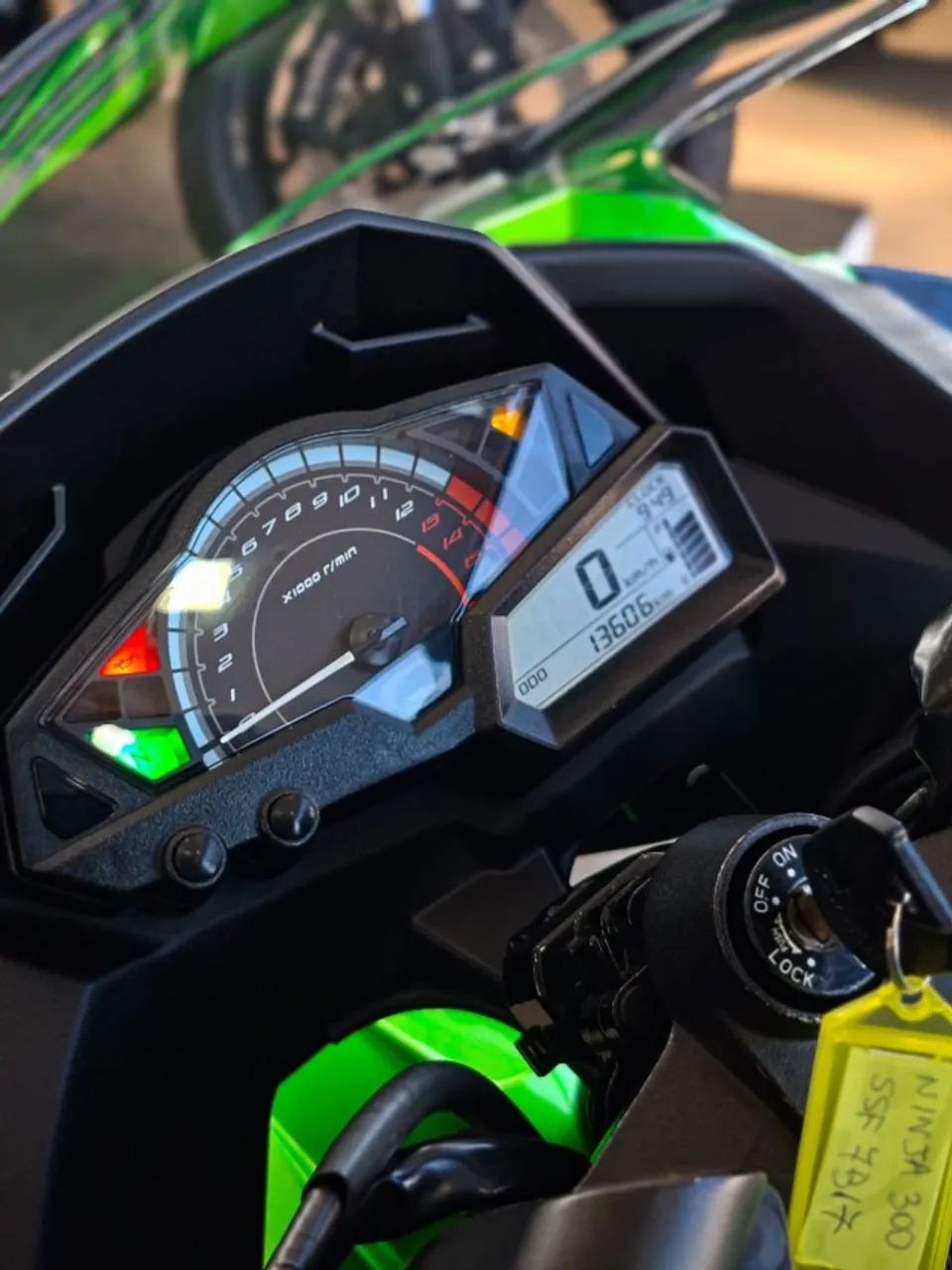 NINJA 300 2023  - Foto 4