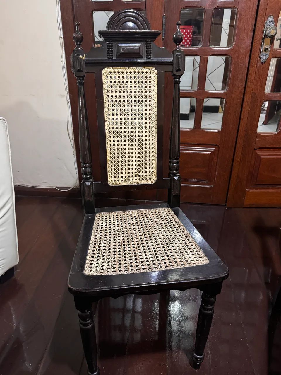 8 Cadeiras antigas de madeira maciça   - Foto 3