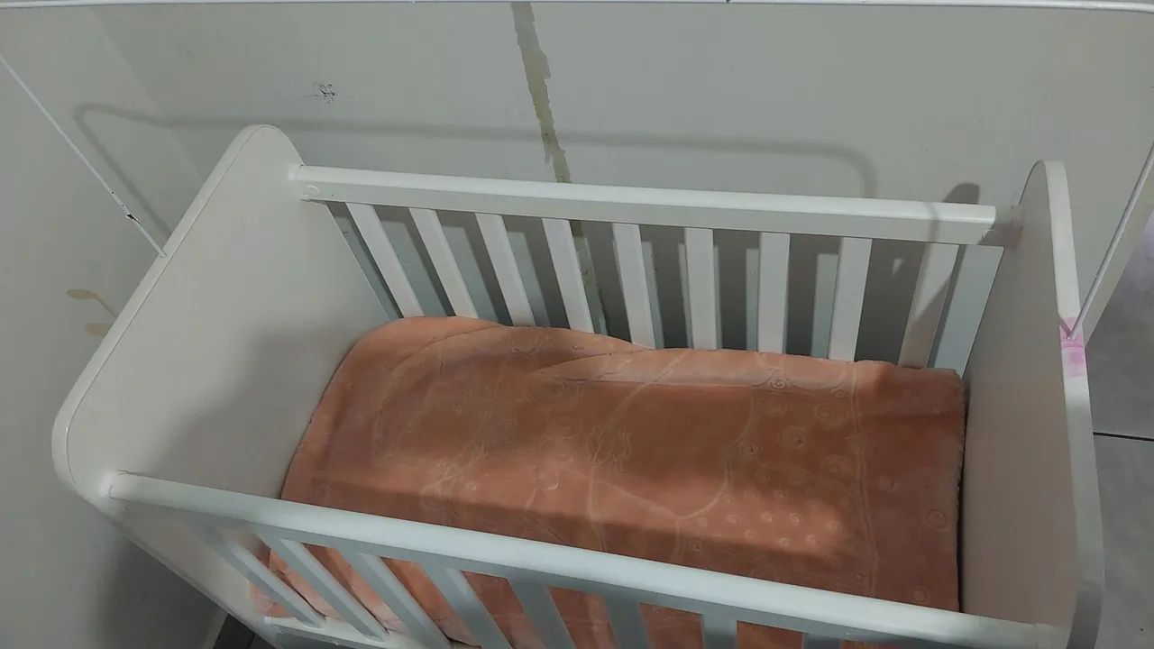 Mini Berço com Colchão - Foto 3