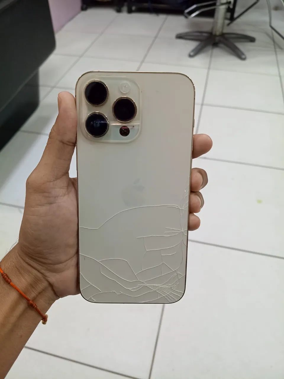 Vendo iPhone 14 Pro Max  - Foto 2