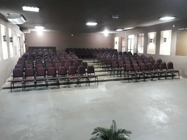CADEIRAS DE AUDITÓRIO E IGREJA ESTOFADA  - Foto 2