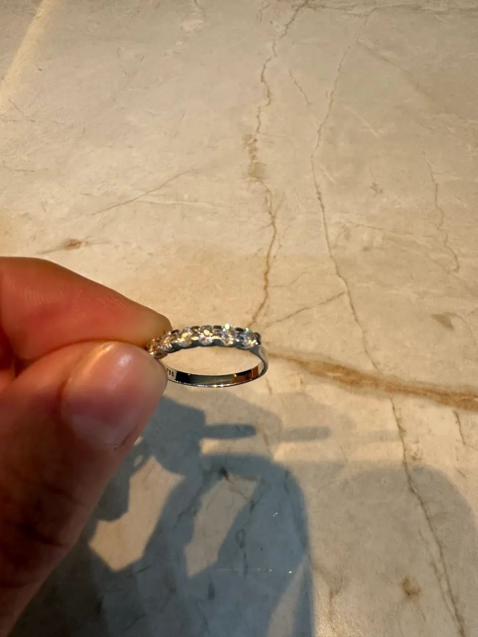 Meia Aliança Eternity Em Ouro Branco 18k Com Diamantes Vivara - Foto 3