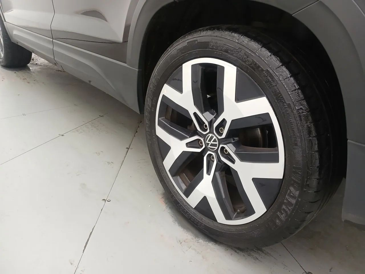 Volkswagen Taos Highline 1.4 250 TSI Flex Aut., foto 12 de 18